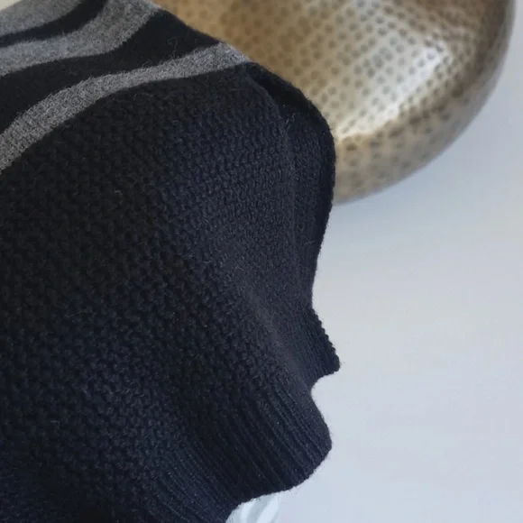 Talbots Wool Blend Black, Grey & Winter White Striped Poncho/ Sweater Poncho S/M - Picture 6 of 12